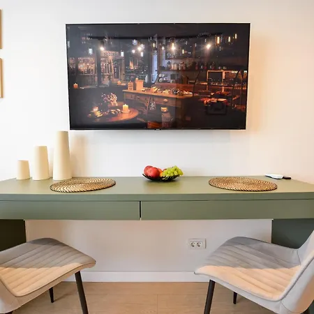 Novo Studio - Cismigiu Gardens - Quiet - Smart Tv * Bükreş